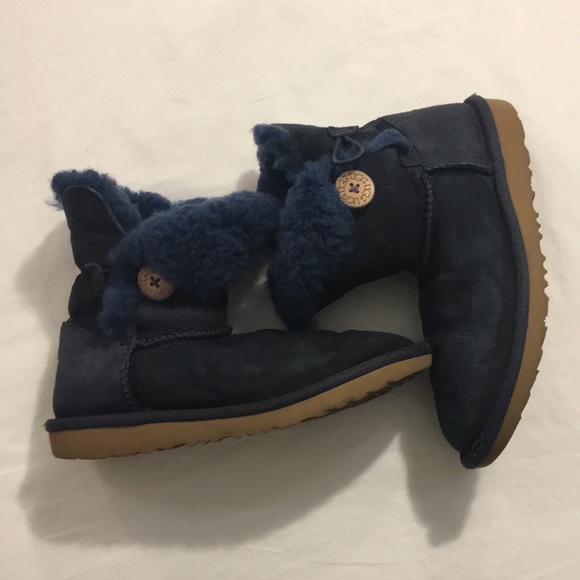 UGG Other - UGGS Children Sz. 2 Boots Navy Blue